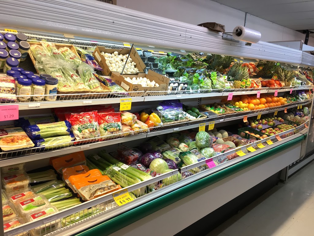 D & B Foods | 19 Main St, Lucky Lake, SK S0L 1Z0, Canada | Phone: (306) 858-2202