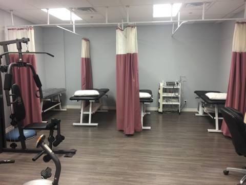 Newmarket Health and Wellness Center | health | 203 Eagle St, Newmarket, ON L3Y 1J8, Canada | 9059670000 OR +1 905-967-0000