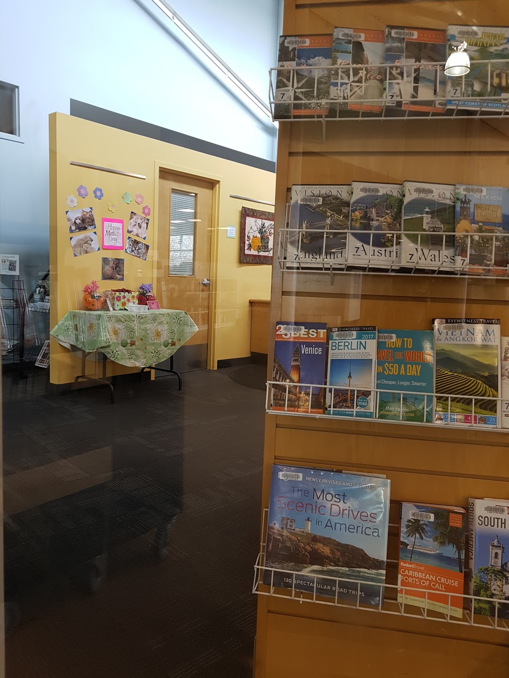Guelph Public Library - West End | 21 Imperial Rd S, Guelph, ON N1K 1X3, Canada | Phone: (519) 829-4403