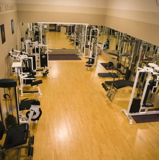 Sunshine Racquet & Fitness Club | 10 Kitchener St, Orillia, ON L3V 6Z9, Canada | Phone: (705) 325-4575