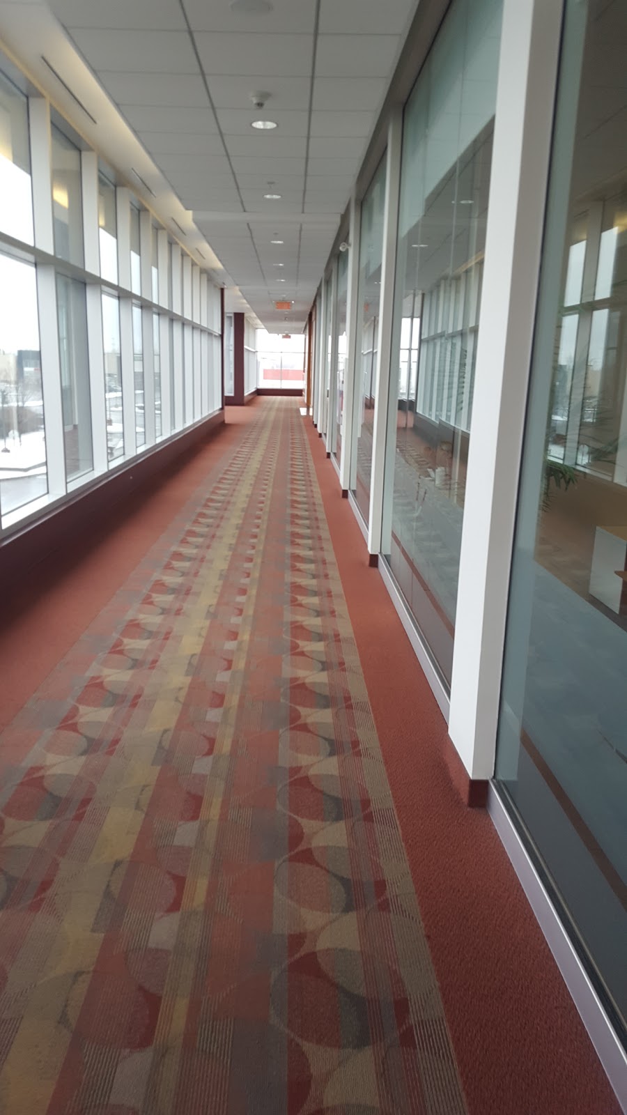 Institut Dentaire International | 6000 Boulevard Rome, Brossard, QC J4Y 0B6, Canada | Phone: (450) 676-1281