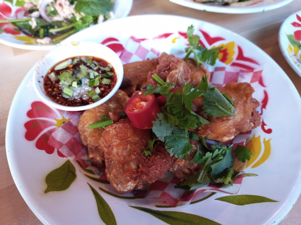 EAT BKK Thai Kitchen (Leslieville) | 898 Queen St E, Toronto, ON M4M 1J3, Canada | Phone: (416) 466-4644