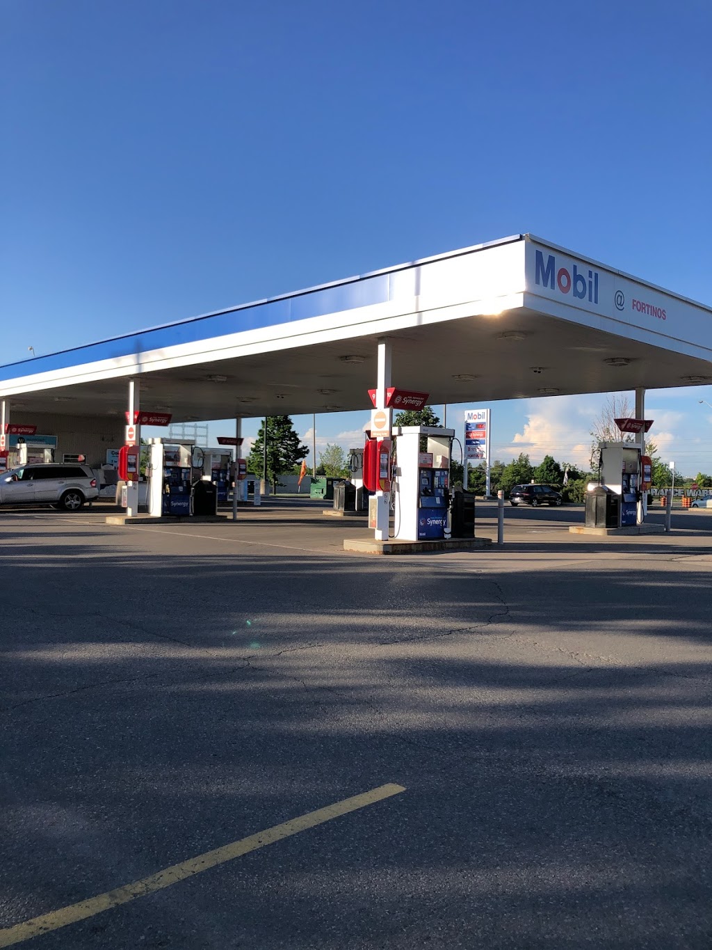 MOBIL@ - 4211 | 330 Queens Plate Dr, Etobicoke, ON M9W 7J7, Canada | Phone: (416) 741-0503