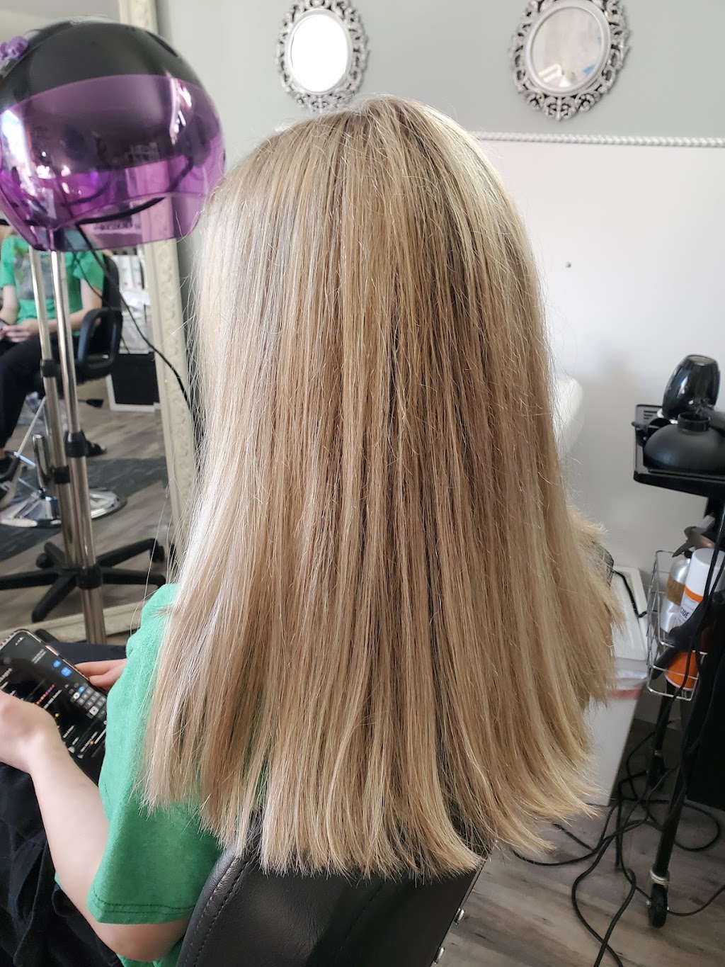 Lainys Locks and Lashes | 210 Main St NE, Altona, MB R0G 0B0, Canada | Phone: (204) 214-0304