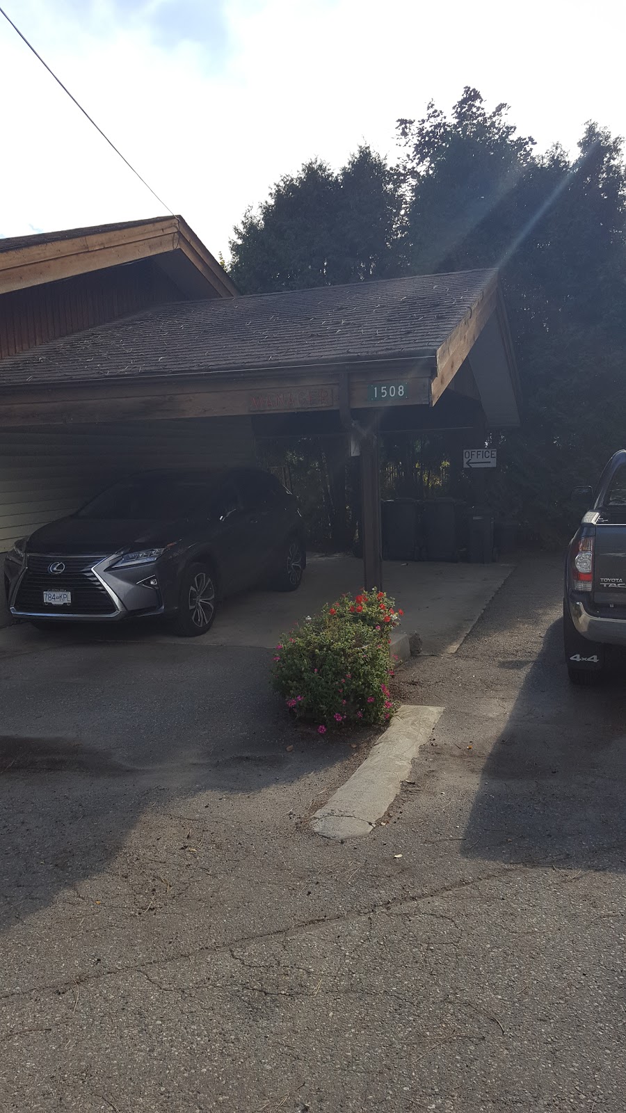 Shady Lane RV & Trailer Park | 1510 Glenmore Rd, Kelowna, BC V1V 2H1, Canada | Phone: (250) 868-1030