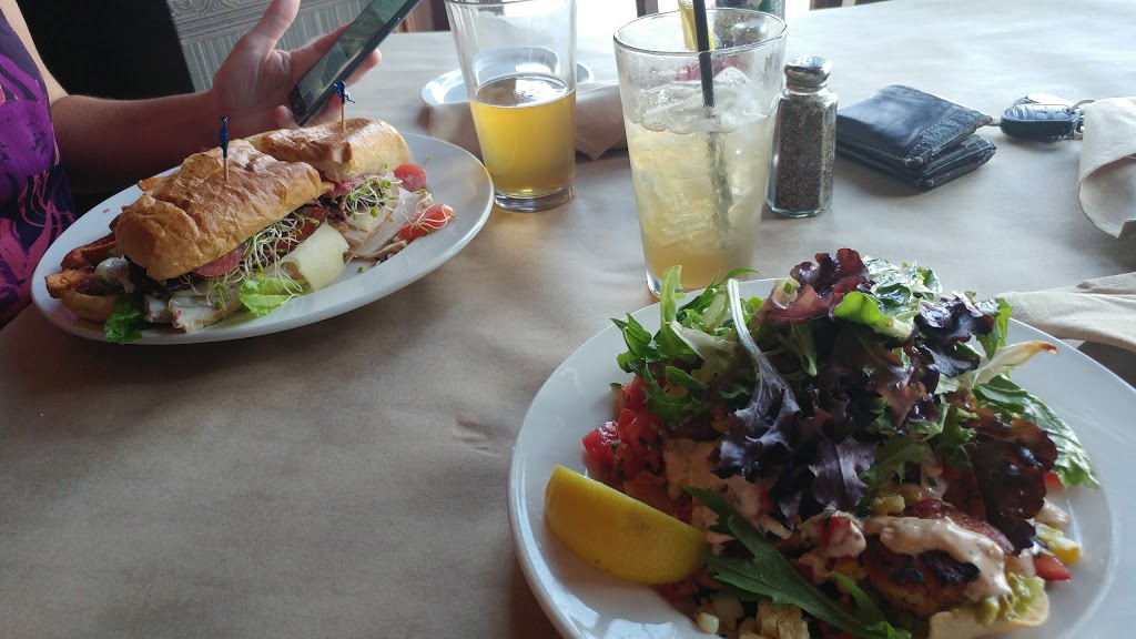 Ricks On Main | 687 E Main St, East Aurora, NY 14052, USA | Phone: (716) 652-1253
