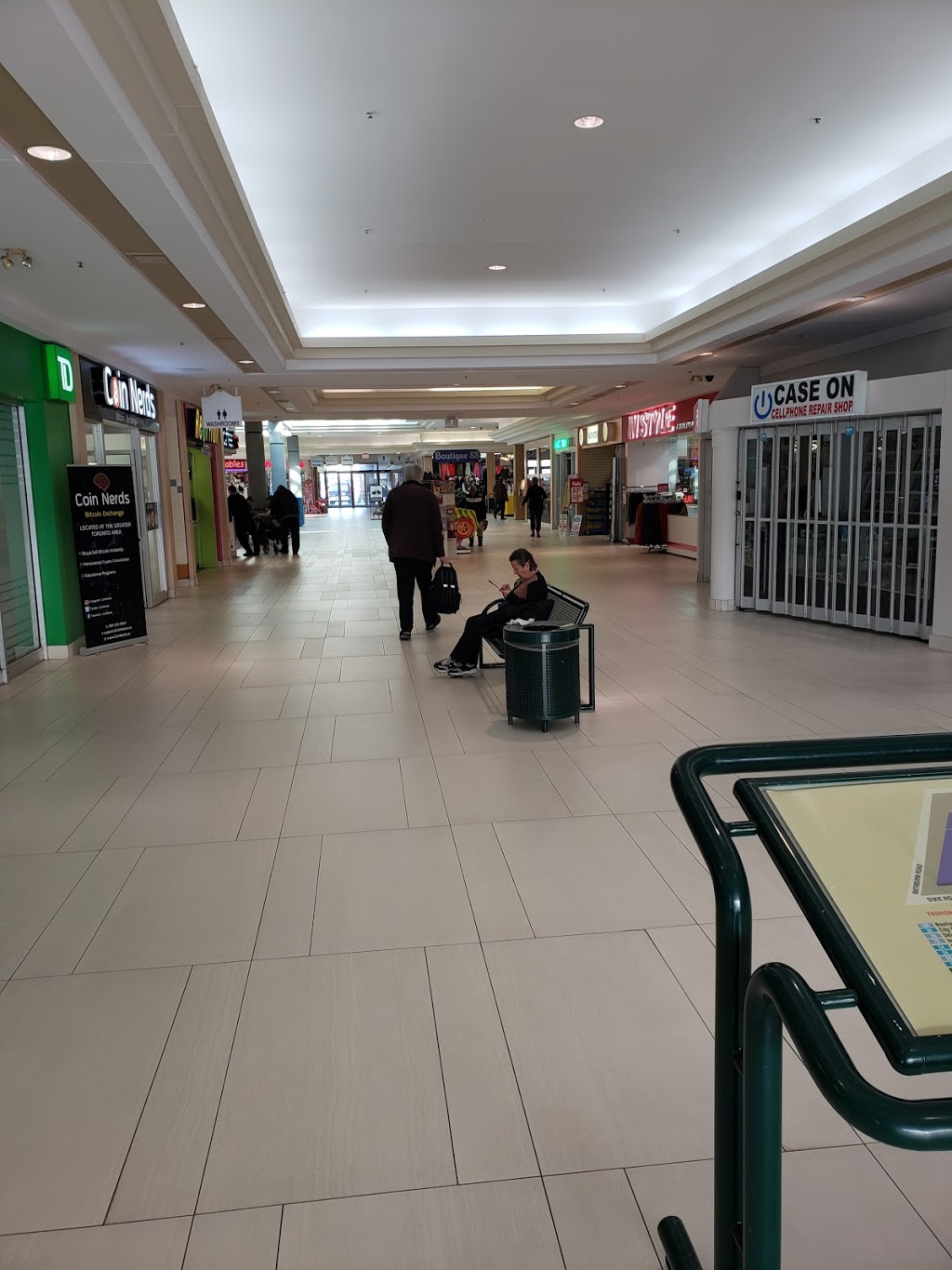 TD Canada Trust Branch and ATM | 4141 Dixie Rd, Mississauga, ON L4W 1V5, Canada | Phone: (905) 625-8400