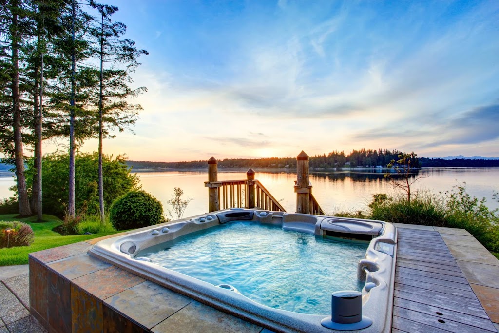 Red Moose Realty Inc | 659 Rouncey Rd, Stittsville, ON K2V 0P9, Canada | Phone: (343) 309-9568