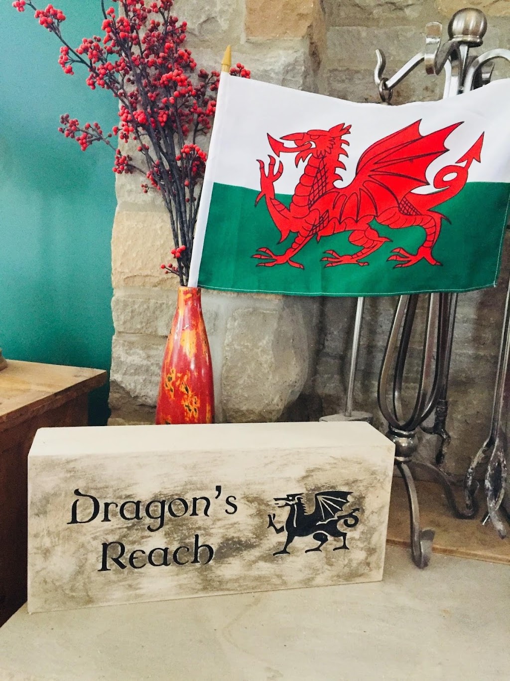 Dragons Reach Estate Vineyard | Unnamed Road, Greater Napanee, ON K0H 1G0, Canada | Phone: (416) 357-6791