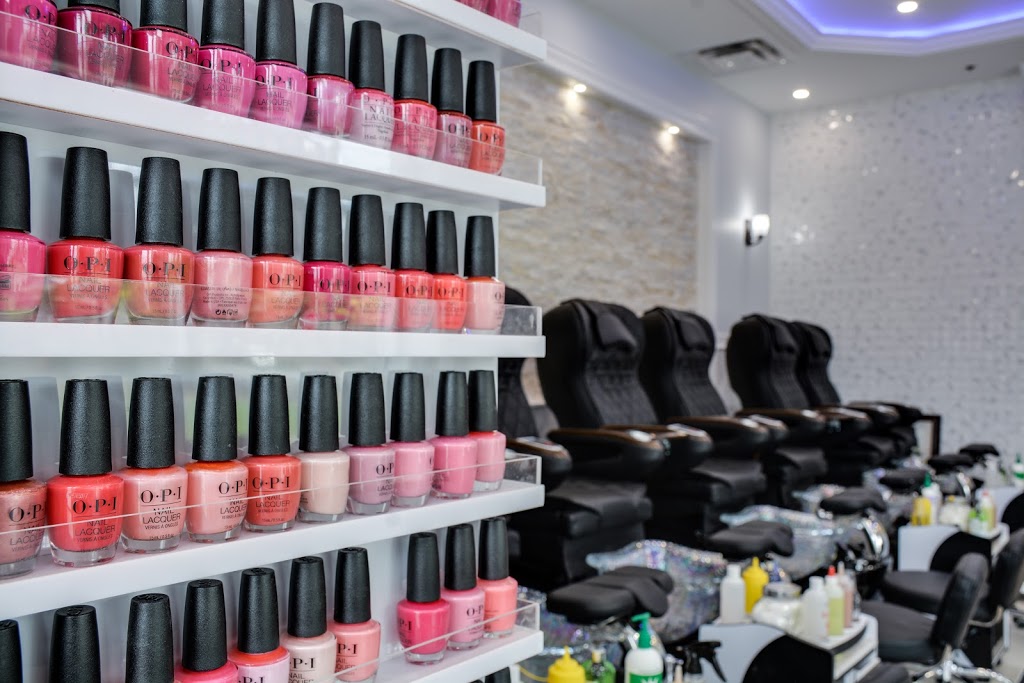 Serene Nails & Spa | 5283 Rutherford Rd Unit 7, Woodbridge, ON L4H 2T2, Canada | Phone: (905) 605-3888