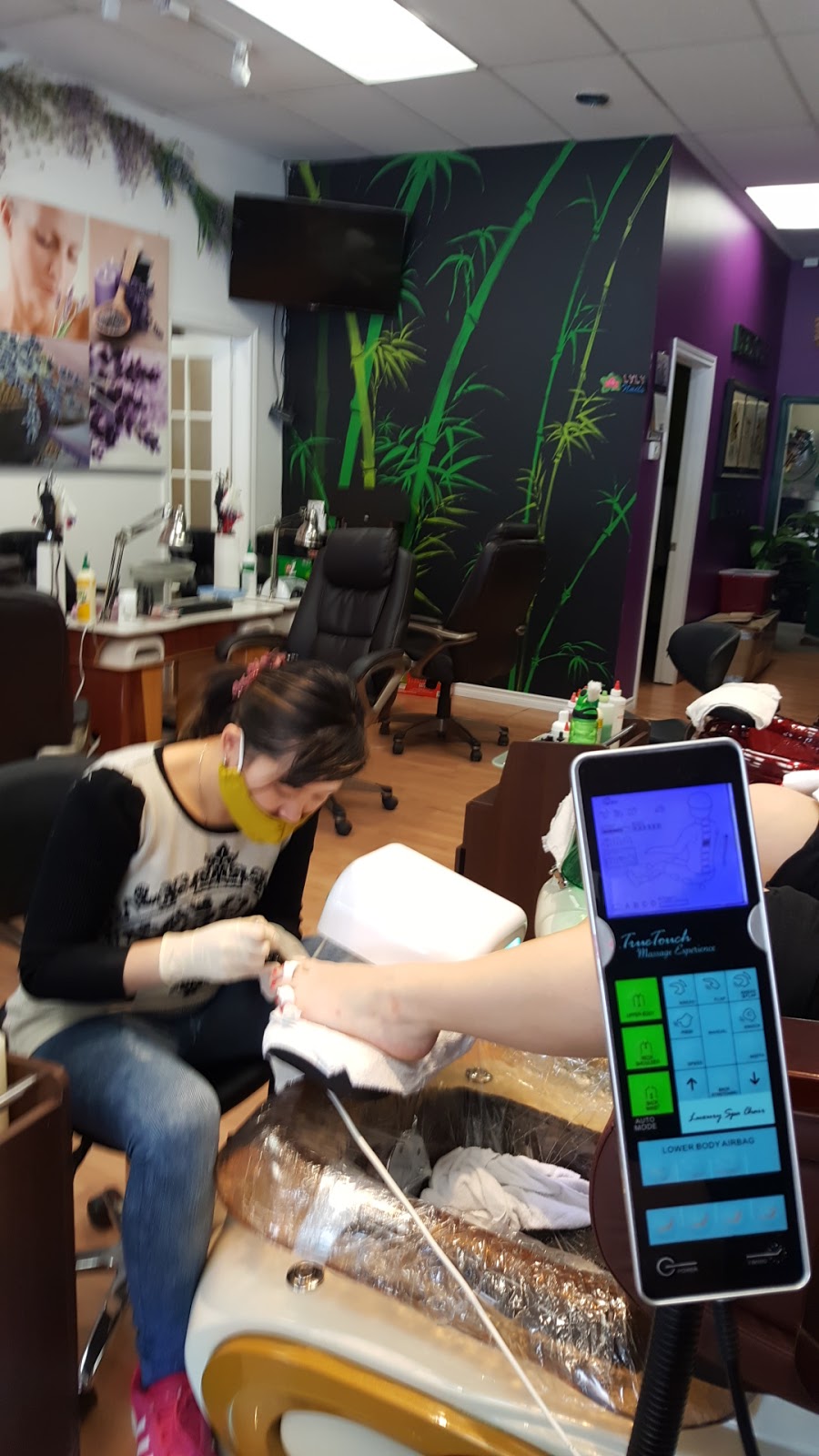Lyly Nails | 1161 Pelham St, Welland, ON L3C 6Z9, Canada | Phone: (905) 933-2029