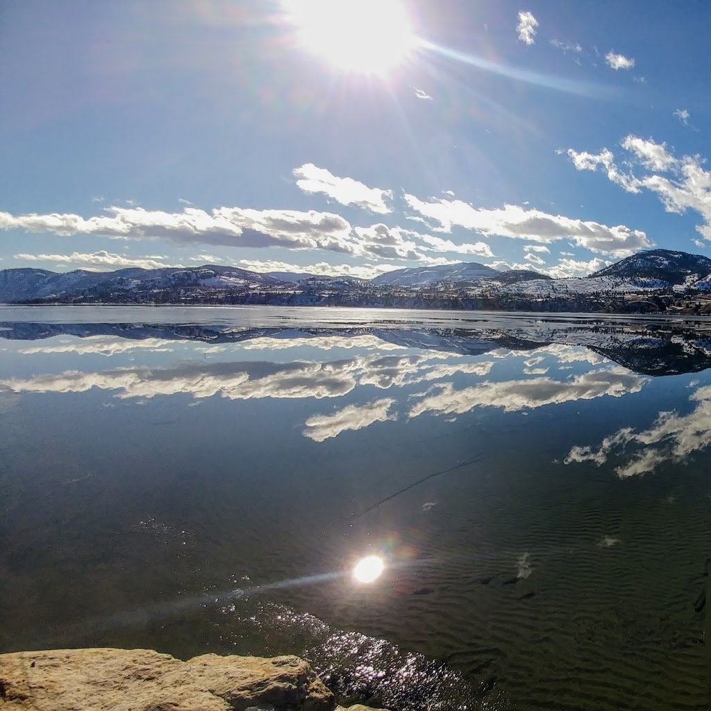 Gods Mountain Crest Chalet | 4898 Lakeside Rd, Penticton, BC V2A 8W6, Canada | Phone: (888) 762-9253