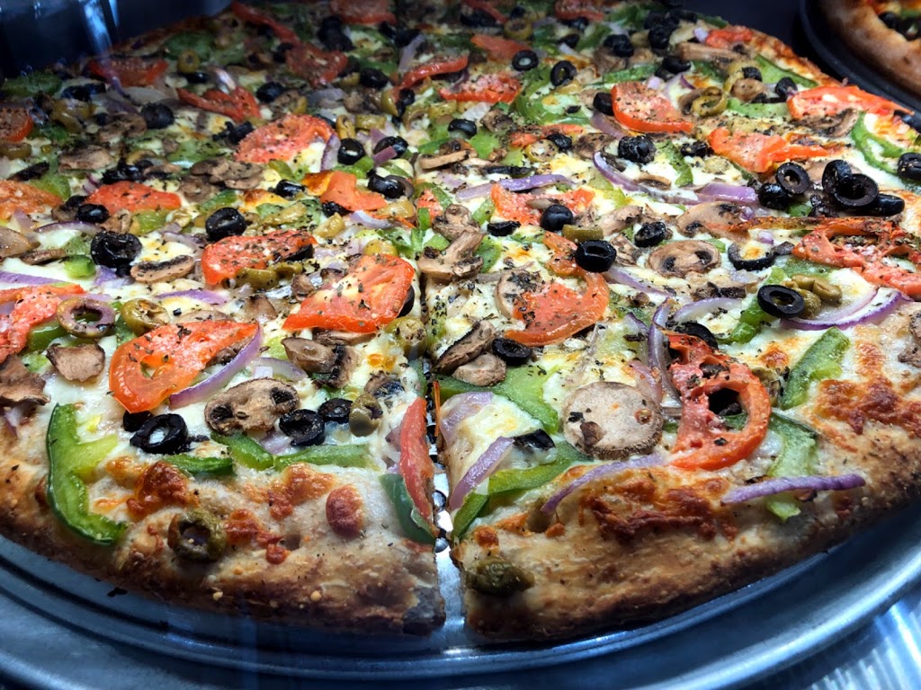 Pizza Nova | 3120 Rutherford Rd, Concord, ON L4K 0B1, Canada | Phone: (416) 439-0000