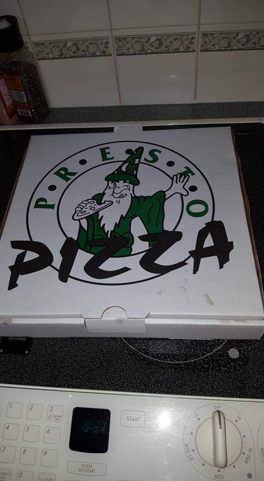 Presto Pizza | 228 Tyndall Ave, Winnipeg, MB R2R 1S5, Canada | Phone: (204) 697-3166