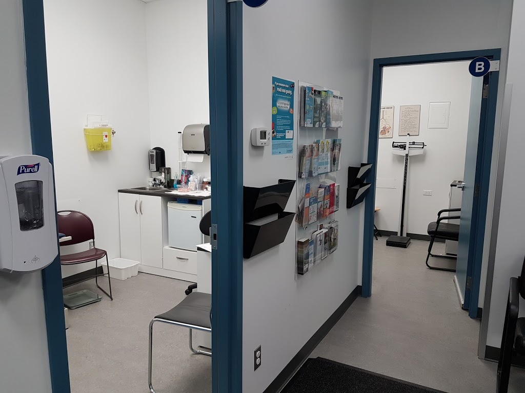 Clinique Sante Voyage W Island | 175 Av Stillview #145, Pointe-Claire, QC H9R 4S3, Canada | Phone: (855) 582-2246
