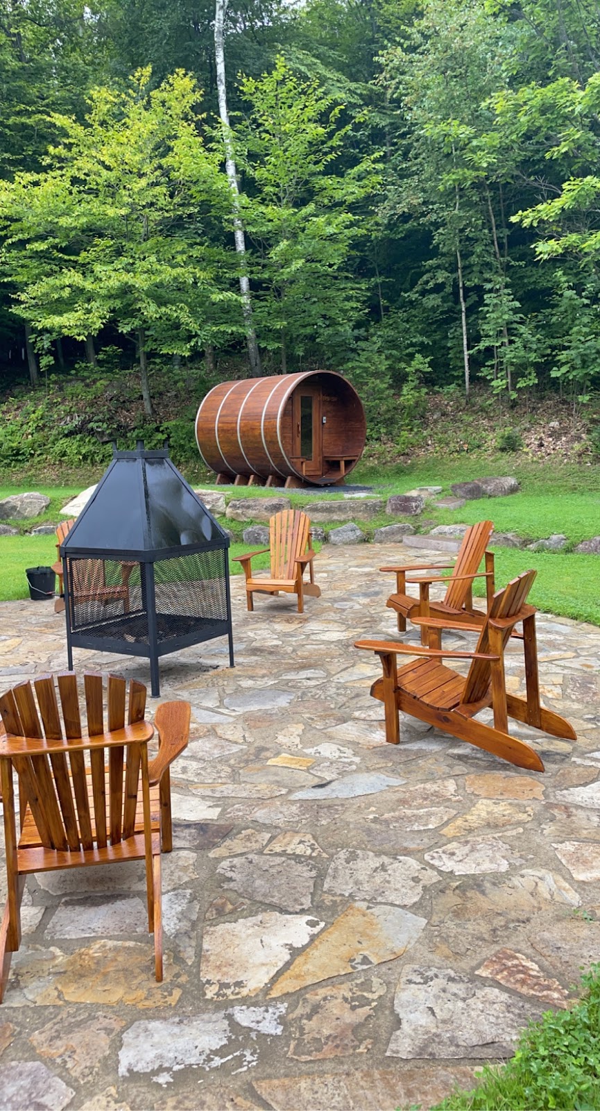 Auberge Estonia Hébergement Nature | 4333 Chem. du Lac Brennan, Rawdon, QC J0K 1S0, Canada | Phone: (450) 712-6337