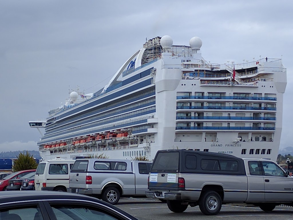 Victoria Harbour Ferry | 189 Dallas Rd, Victoria, BC V8V 1A1, Canada | Phone: (250) 708-0201