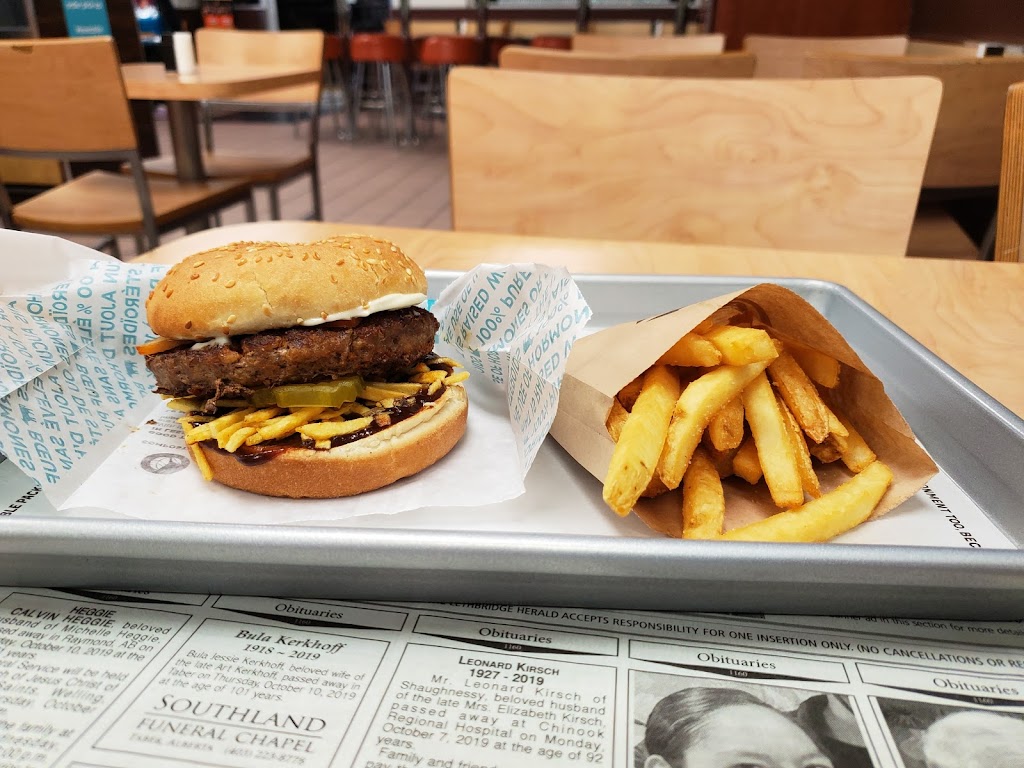 A&W Canada | 2924 Mayor Magrath Dr S, Lethbridge, AB T1H 0A1, Canada | Phone: (403) 381-3339