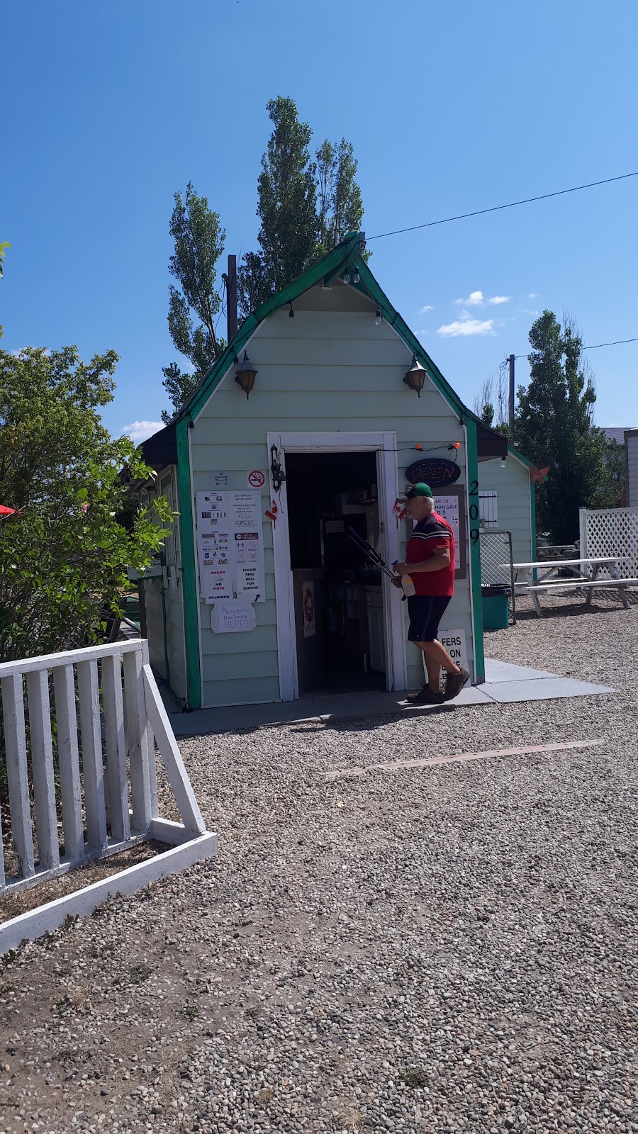 Manitou Mini Golf | 203-209 365 Hwy, Manitou Beach, SK S0K 4T1, Canada | Phone: (306) 250-4801