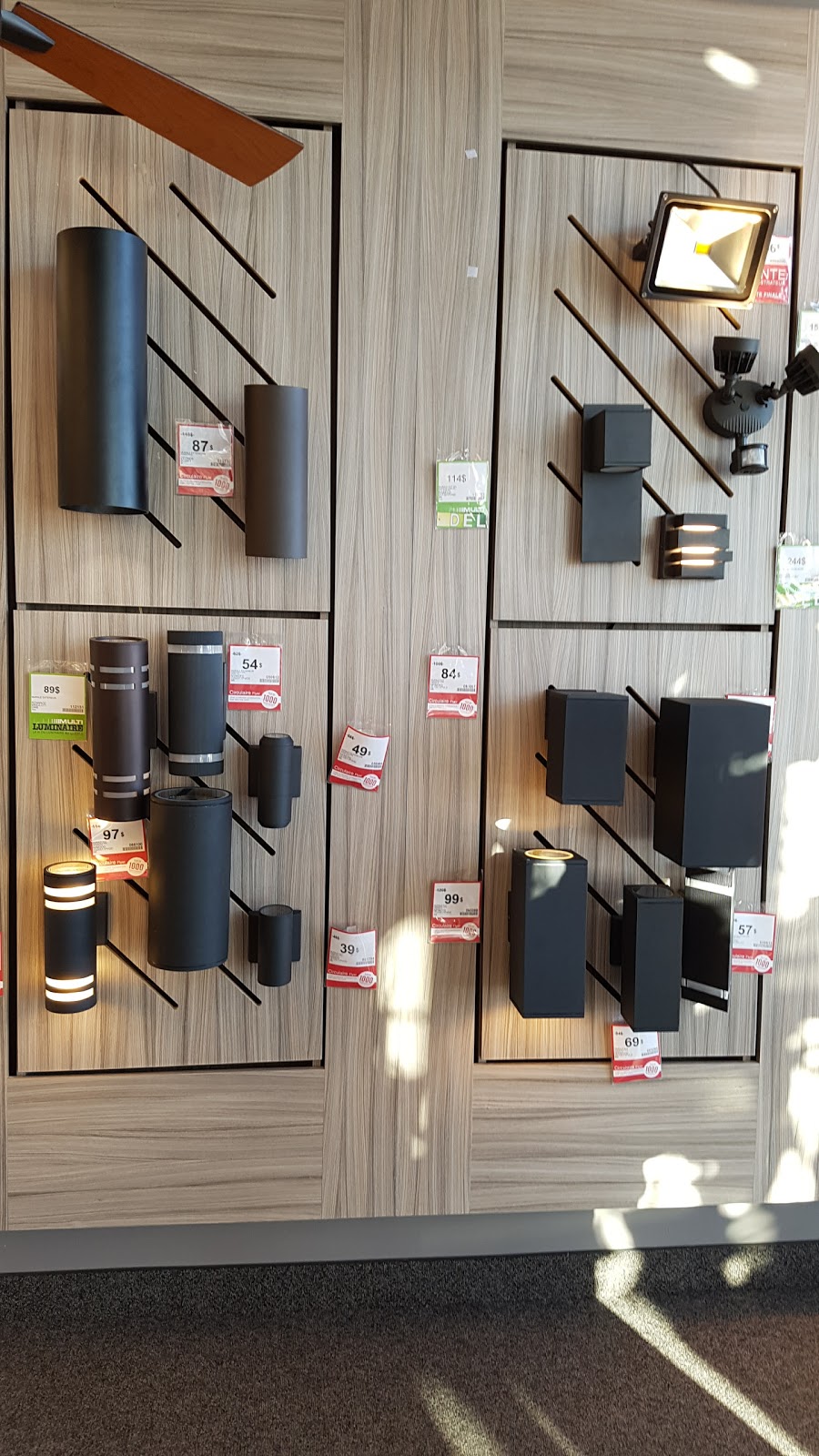 Multi Luminaire | 5781 Boulevard Wilfrid-Carrier, Lévis, QC G6V 0M2, Canada | Phone: (418) 833-3258