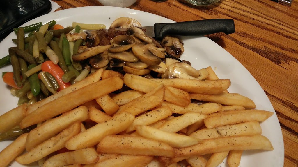 Nikos Restaurant | 245 Parkhill Main St, Parkhill, ON N0M 2K0, Canada | Phone: (519) 294-6222