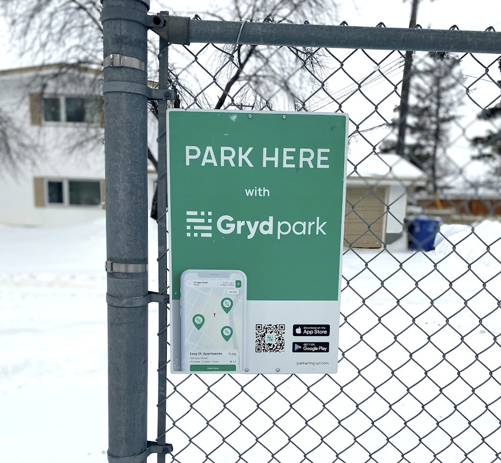 GrydPark Parking Lot - Grace Hospital/Assiniboine Clinic | 633 Lodge Ave, Winnipeg, MB R3J 0S9, Canada | Phone: (866) 343-4793