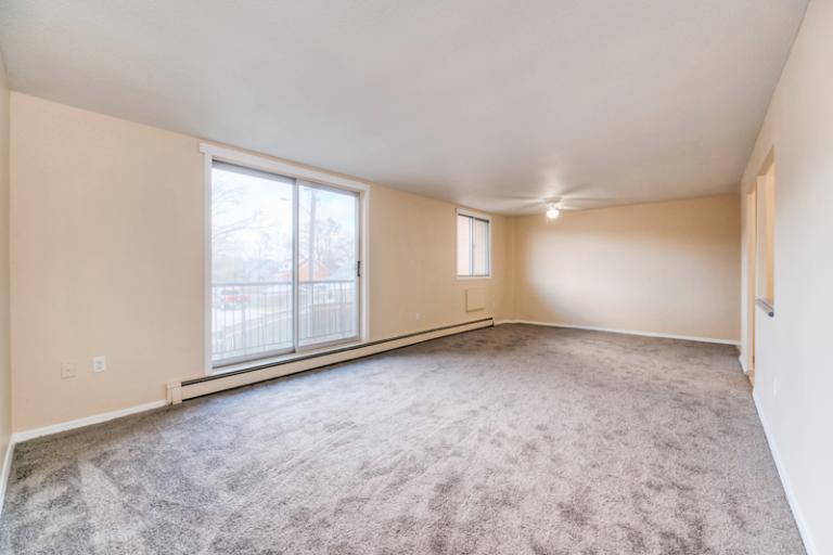 258 WEST STREET APARTMENTS 258 West St, Brantford, ON N3R 6N1, Canada