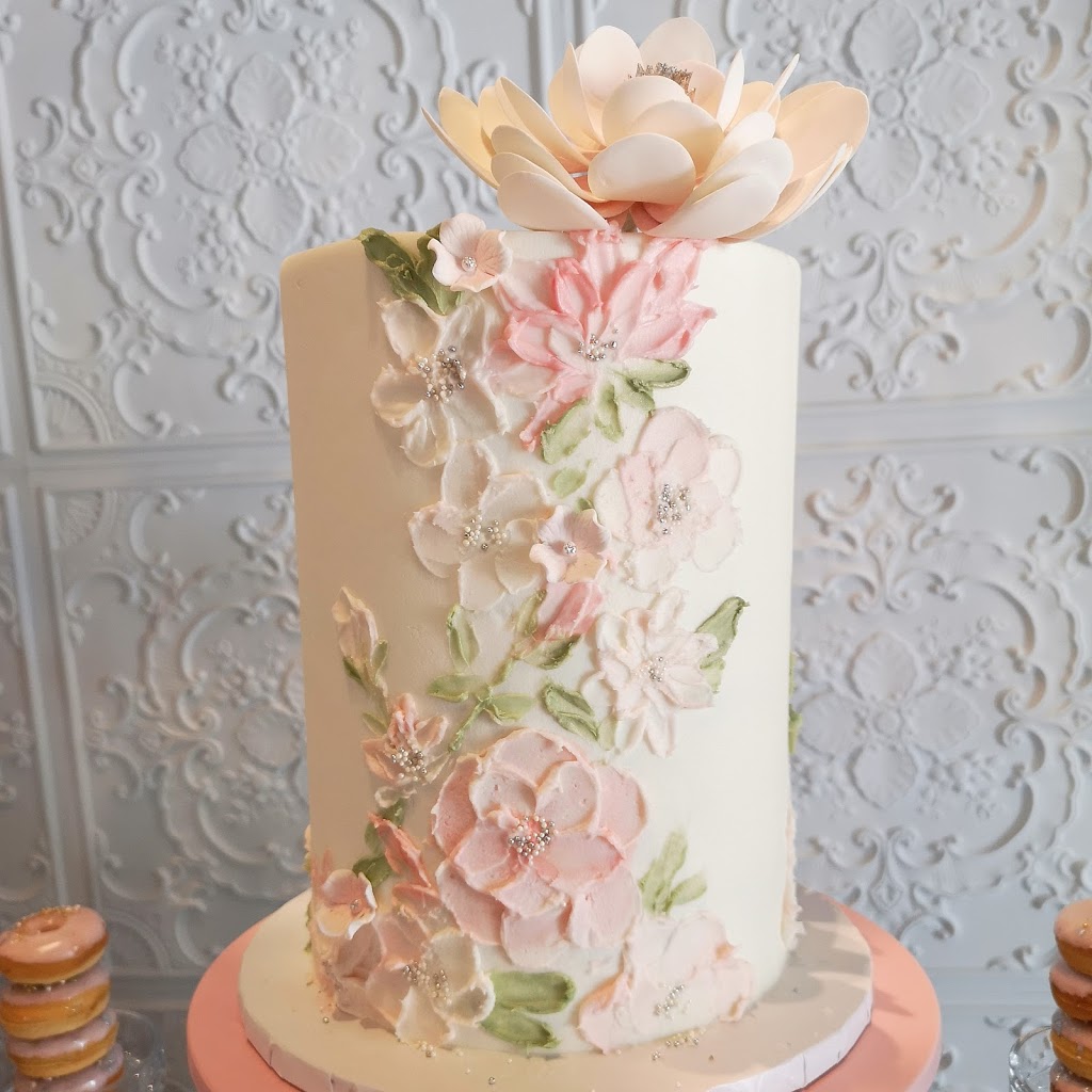 Lavish Cupcakes | 8611 Weston Rd #34, Woodbridge, ON L4L 9P1, Canada | Phone: (905) 264-6443