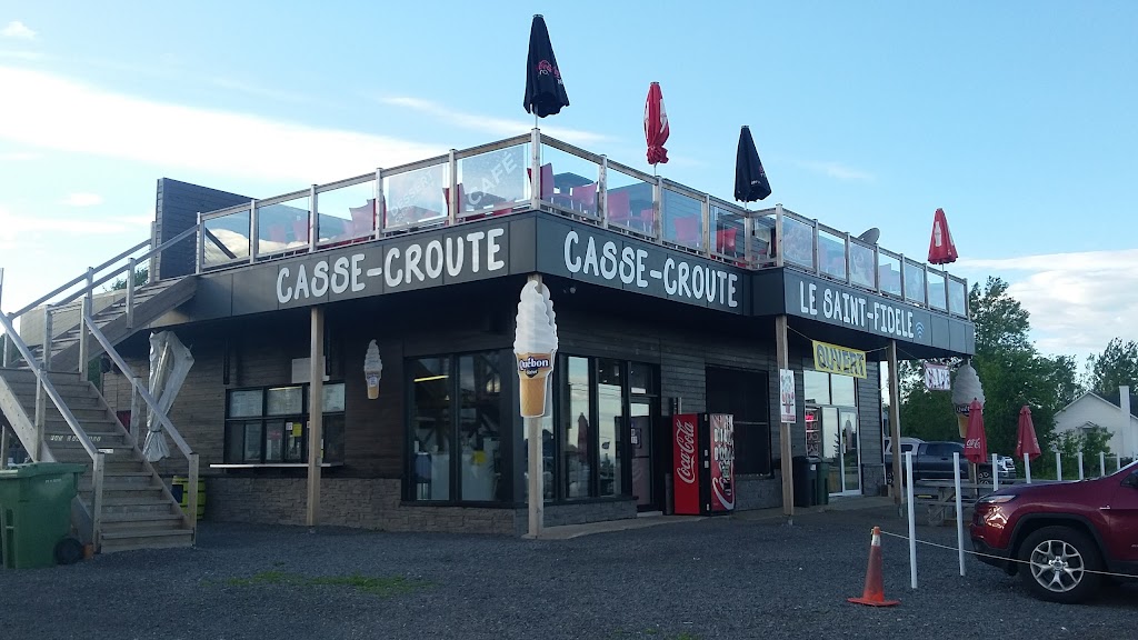 Fromagerie St-Fidèle Inc. | 2815 Bd Malcolm-Fraser, La Malbaie, QC G5A 2J2, Canada | Phone: (418) 434-2220