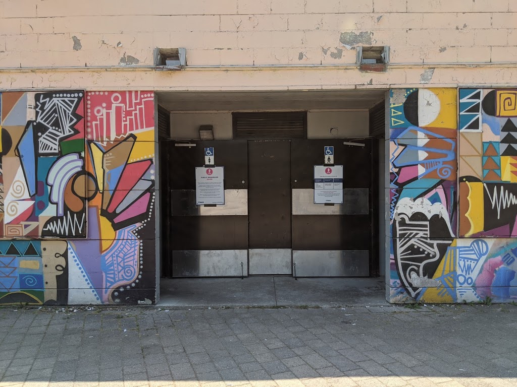 Barry Zukerman Amphitheatre | 4169 Bathurst St, North York, ON M3H 3P7, Canada | Phone: (416) 392-3846