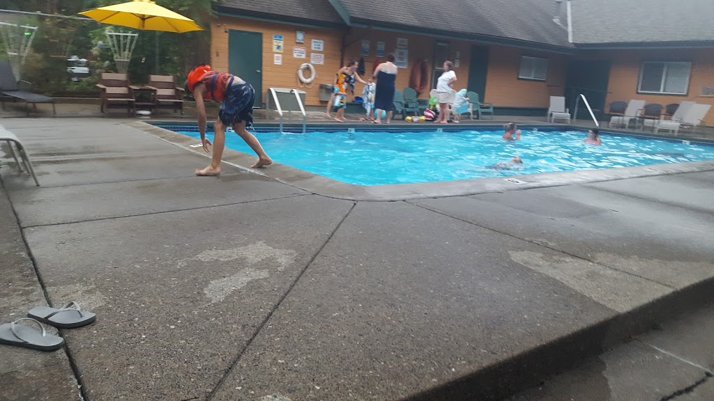 Harrison Holiday Park Association | 973 Hot Springs Rd, Harrison Hot Springs, BC V0M 1K0, Canada | Phone: (604) 796-2545
