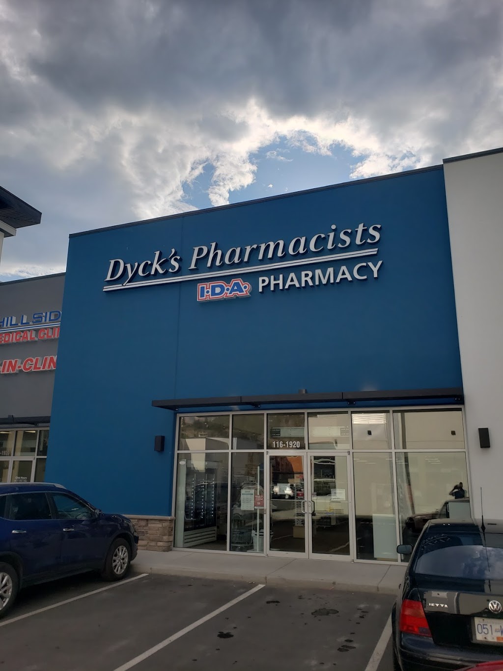 Dycks Pharmacists (Glenmore) | 116-1920 Summit Dr, Kelowna, BC V1V 3E9, Canada | Phone: (250) 762-4411