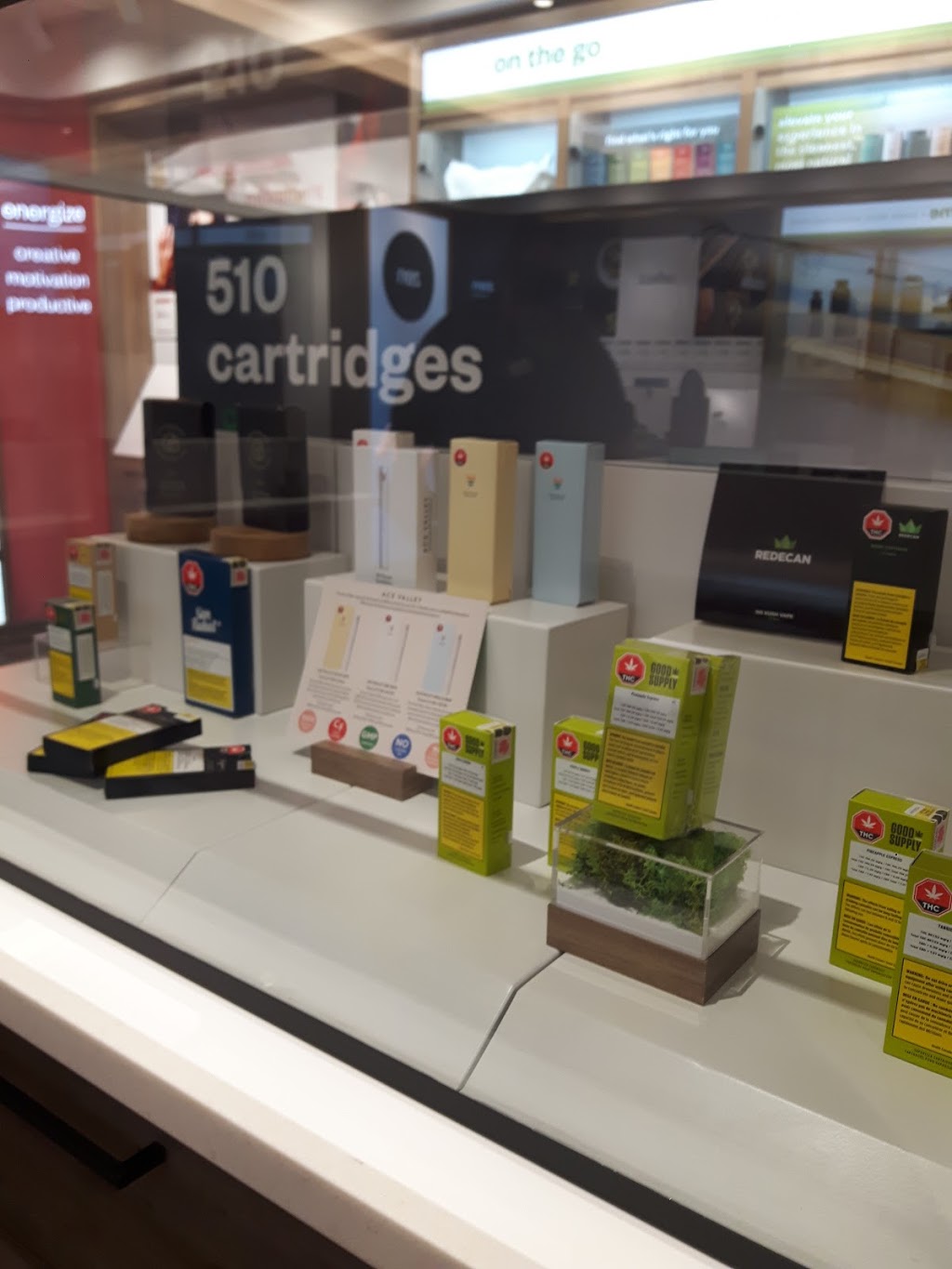 mihi cannabis stoney creek | 1370 S Service Rd, Stoney Creek, ON L8E 5C4, Canada | Phone: (289) 348-2320