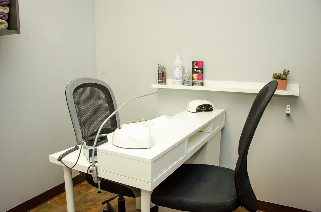 Vanity Hair and Esthetics | 1025 Boychuk Dr #8, Saskatoon, SK S7H 5B2, Canada | Phone: (306) 477-2017