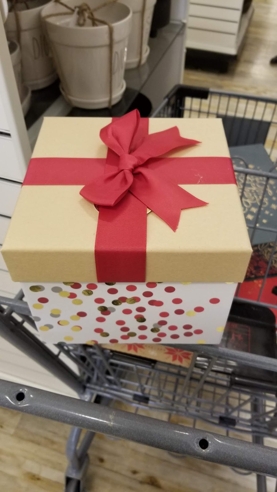 HomeSense | 17940 Yonge St, Newmarket, ON L3Y 8S4, Canada | Phone: (905) 830-4418