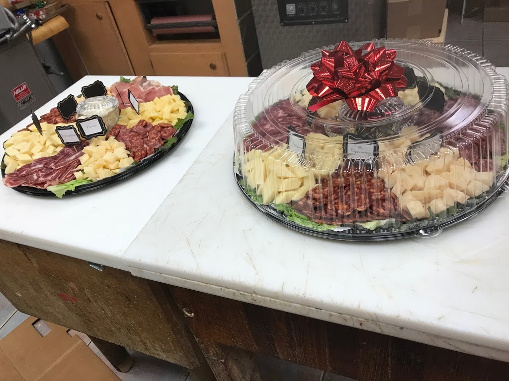 Domenics Quality Meats Ltd | 2965 Islington Ave, North York, ON M9L 2K8, Canada | Phone: (416) 743-2883