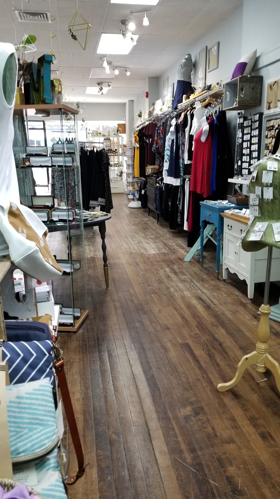 La Meraki | 1484 Rue Notre Dame Centre, Trois-Rivières, QC G9A 4X5, Canada | Phone: (819) 807-8415