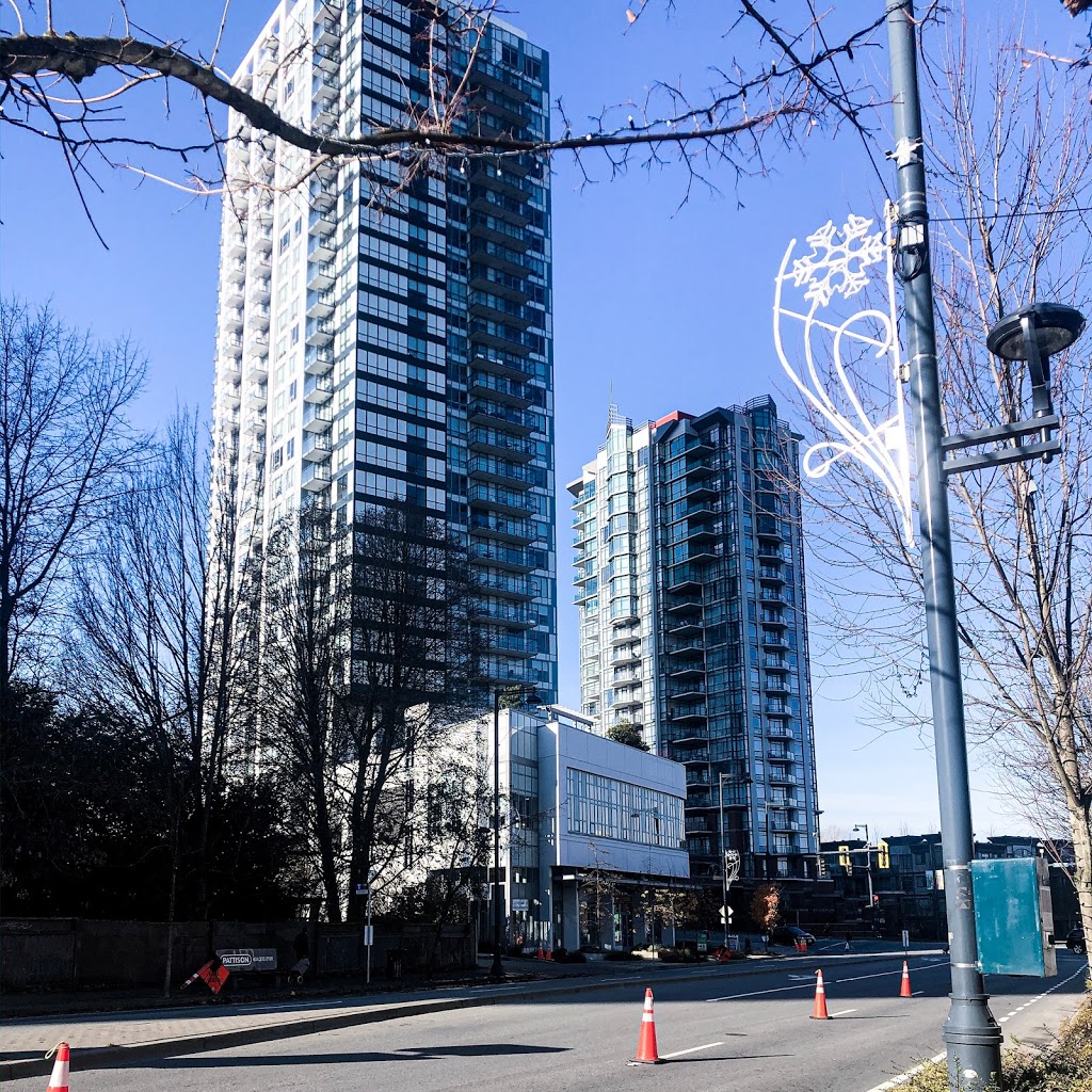 Canadian College | 13402 104 Ave, Surrey, BC V3T 1V6, Canada | Phone: (604) 688-9366