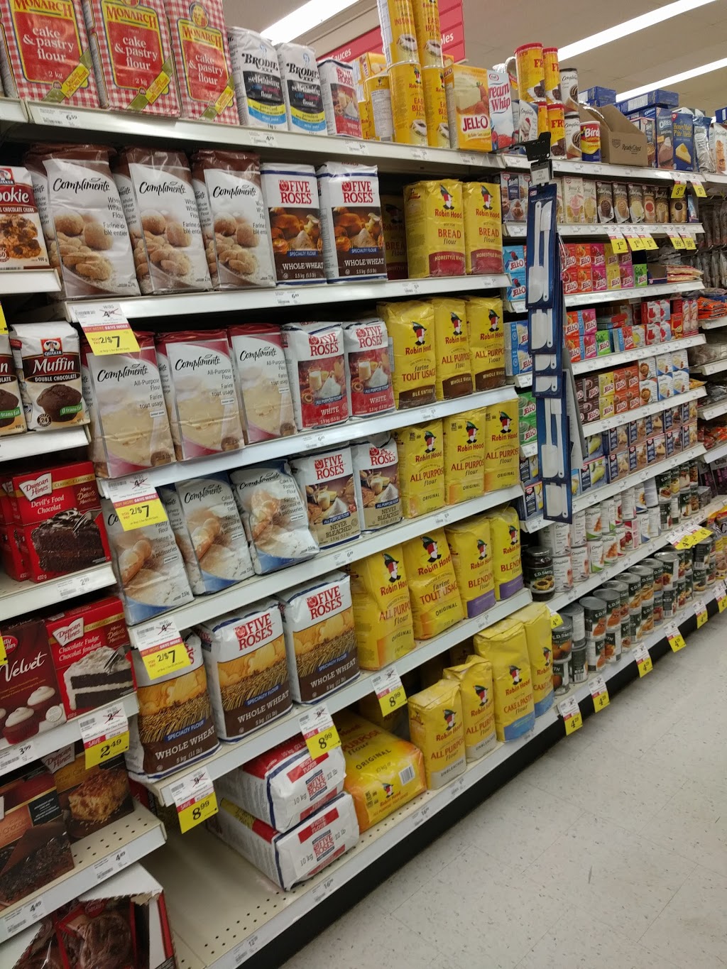 Foodland - Craighurst | 2106 Horseshoe Valley Rd W, Barrie, ON L4M 4Y8, Canada | Phone: (705) 726-4666