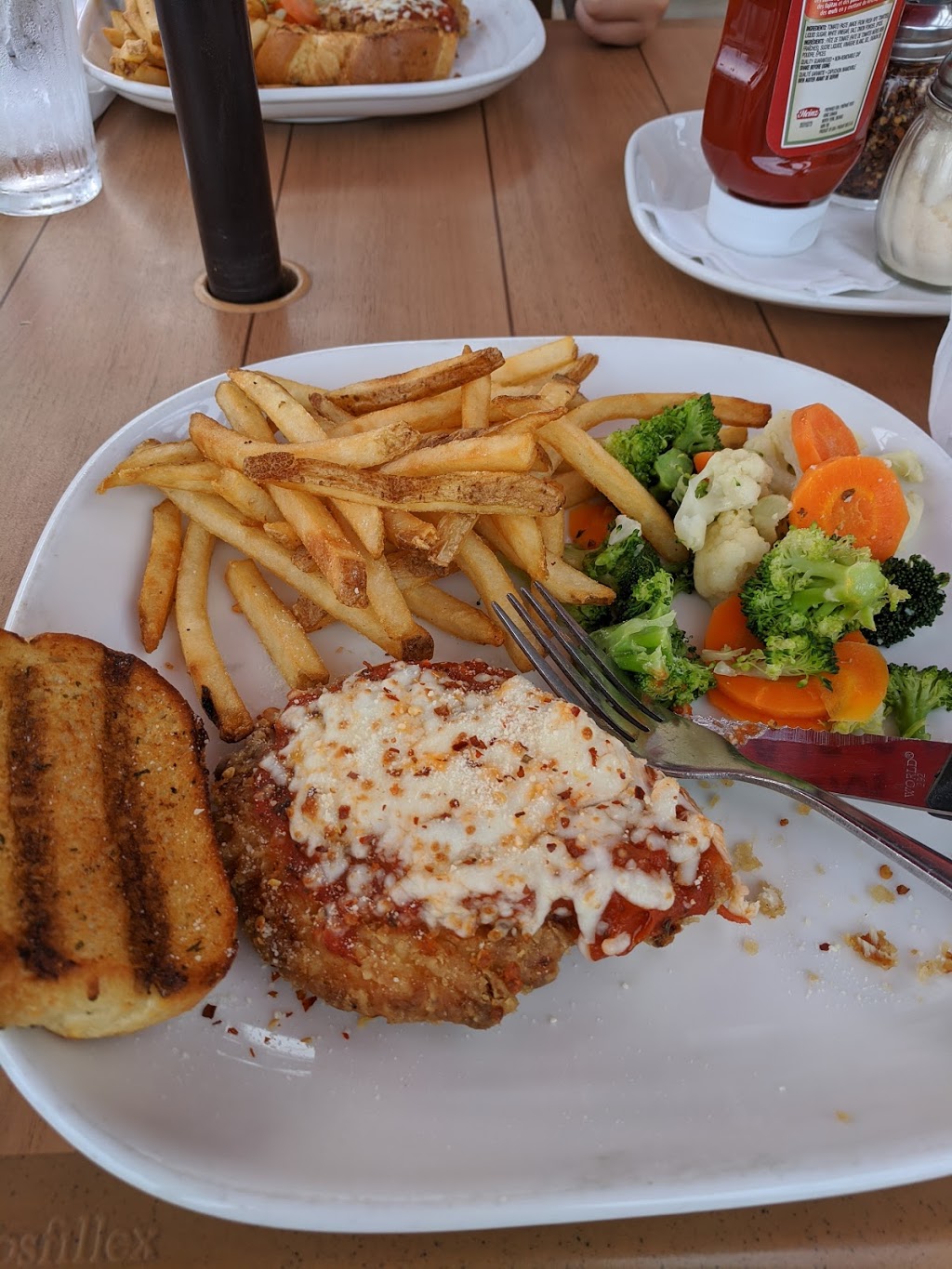 Boston Pizza | 490 Huron Rd, Goderich, ON N7A 3X8, Canada | Phone: (519) 524-7797