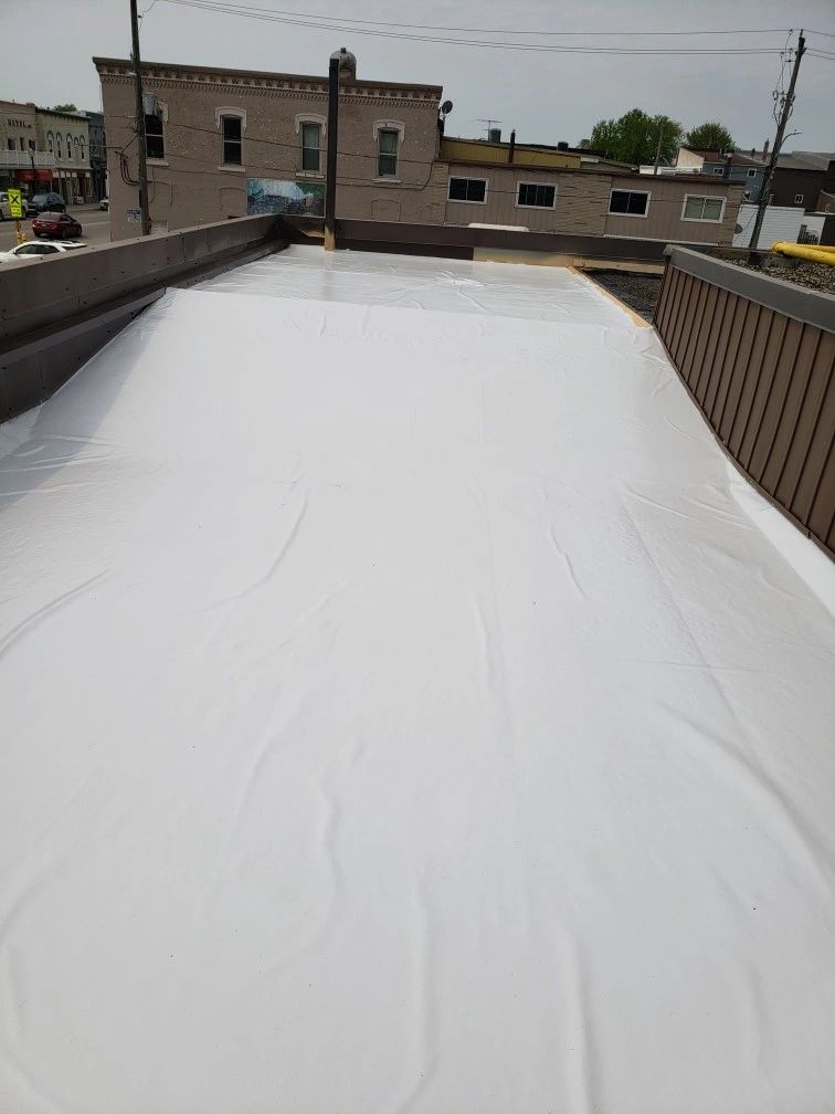 Canadian Flat Roofing Systems | 179 Norpark Ave Unit #26, Mount Forest, ON N0G 2L0, Canada | Phone: (519) 509-6996