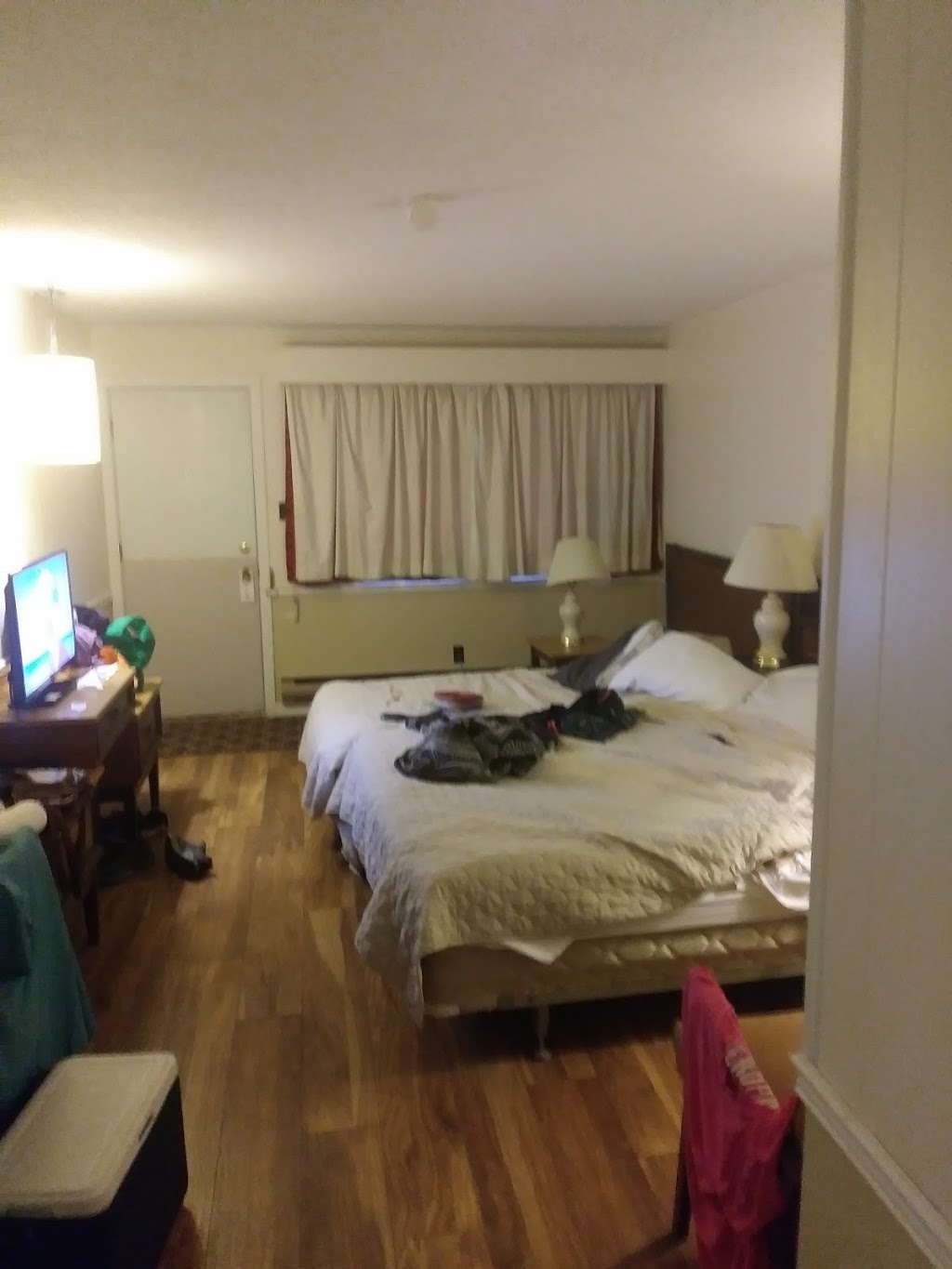Tumbleweed Motel | 1221 Quartz Rd, Cache Creek, BC V0K 1H0, Canada | Phone: (250) 457-6522