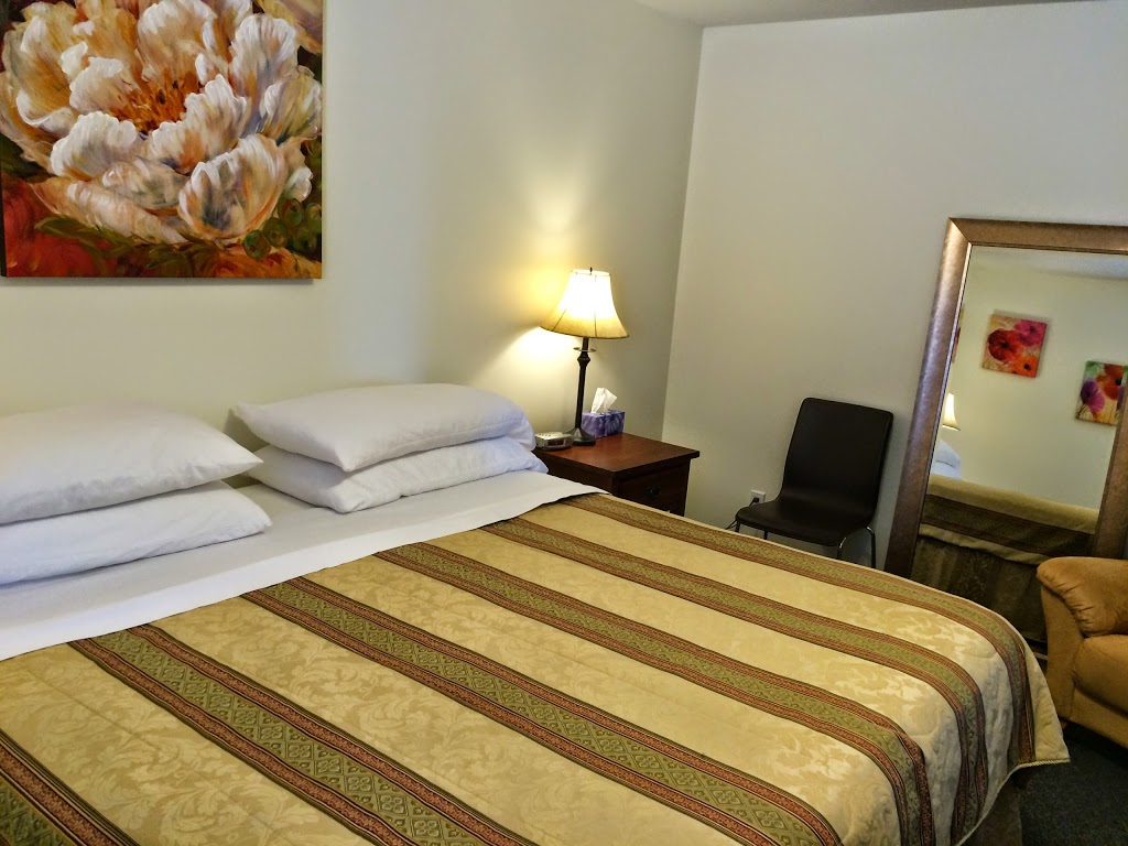 Acker Vacation Home Rentals | 916 Ackerman Ct, Kelowna, BC V1X 7L2, Canada | Phone: (250) 979-8625