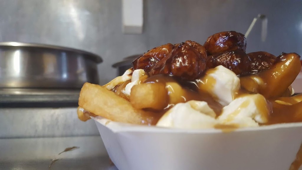 casse-croute du Faubourg | 946 Rue de lÉglise, Saint-Antoine-de-Tilly, QC G0S 2C0, Canada | Phone: (418) 886-2000