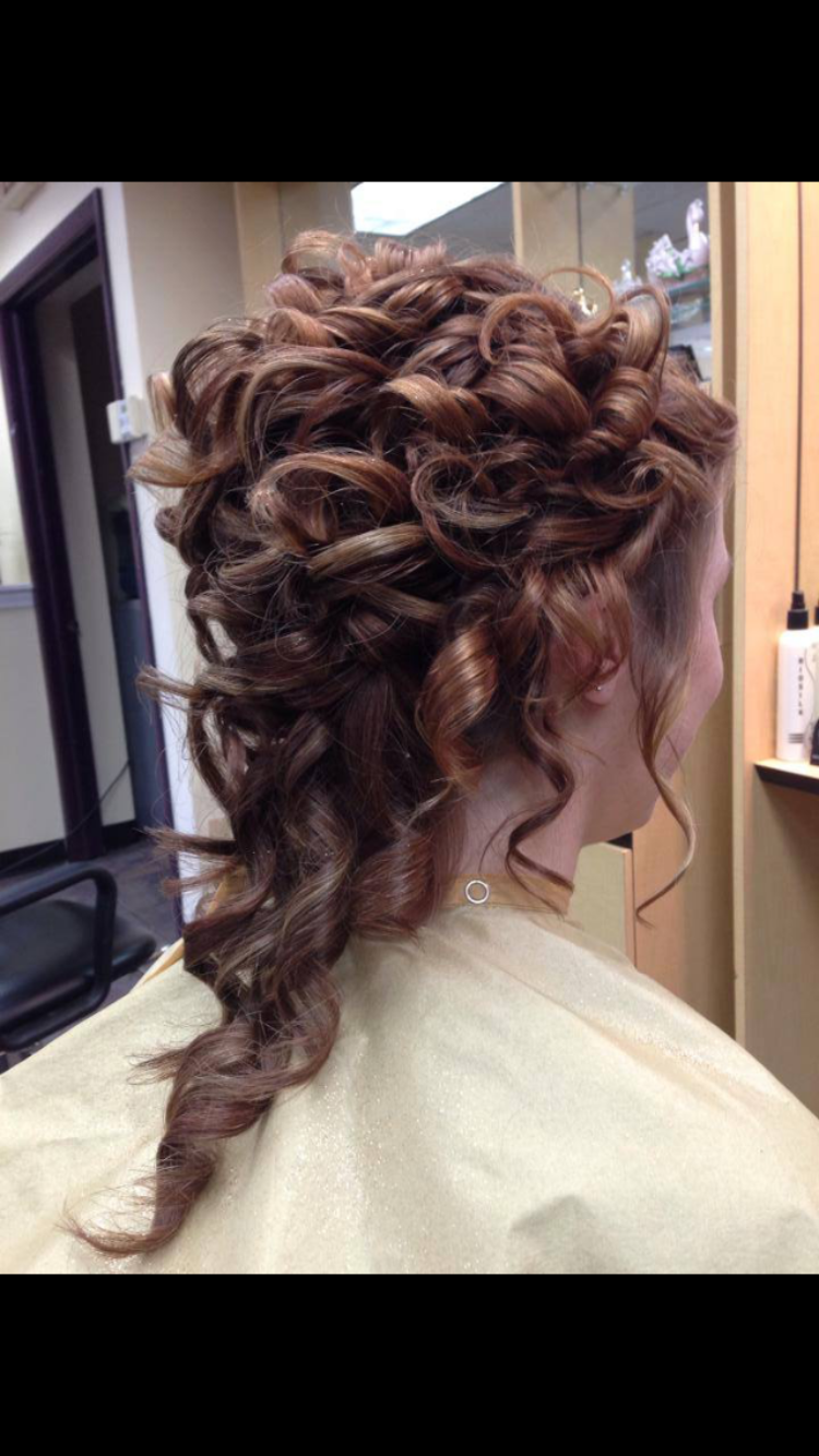 Laila’s hair design Salon | 565 Queenston Rd, Hamilton, ON L8K 1J7, Canada | Phone: (289) 700-6777