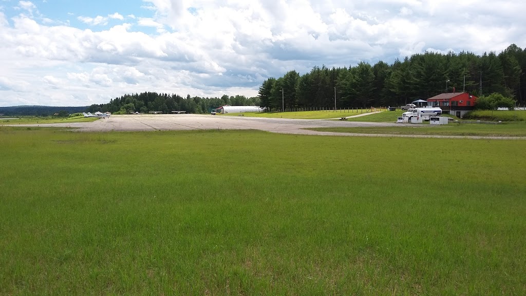 Maniwaki Airport | 172 Route 105, Messines, QC J0X 2J0, Canada | Phone: (819) 449-6103