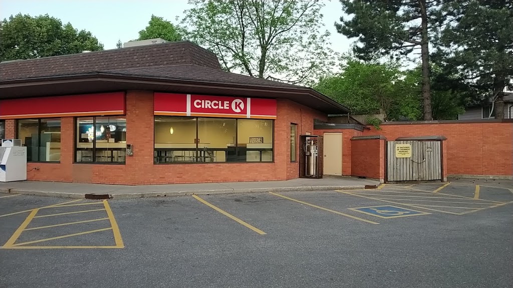 Esso | 300 Bleams Rd, Kitchener, ON N2E 2N1, Canada