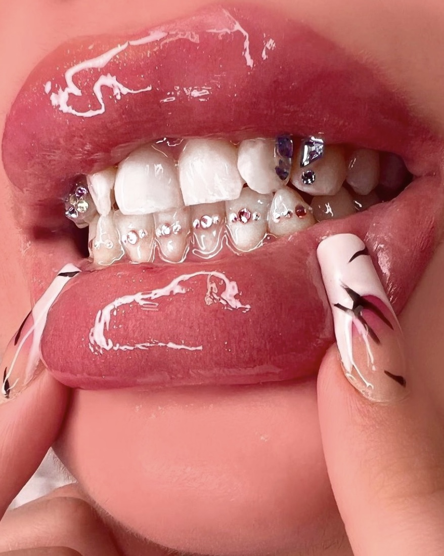 ICY TOOTHFAIRY | 1924 Windwood Pl, Orléans, ON K1C 7K7, Canada | Phone: (873) 999-6229