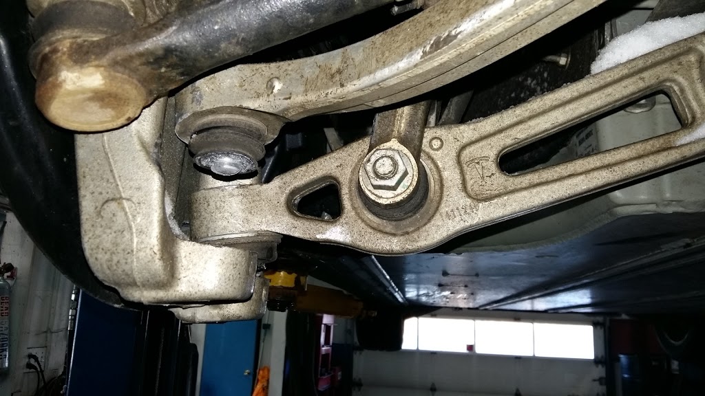 Autos du Monde | 3596 Rue de lHêtrière, Saint-Augustin-de-Desmaures, QC G3A 2L4, Canada | Phone: (418) 877-8400