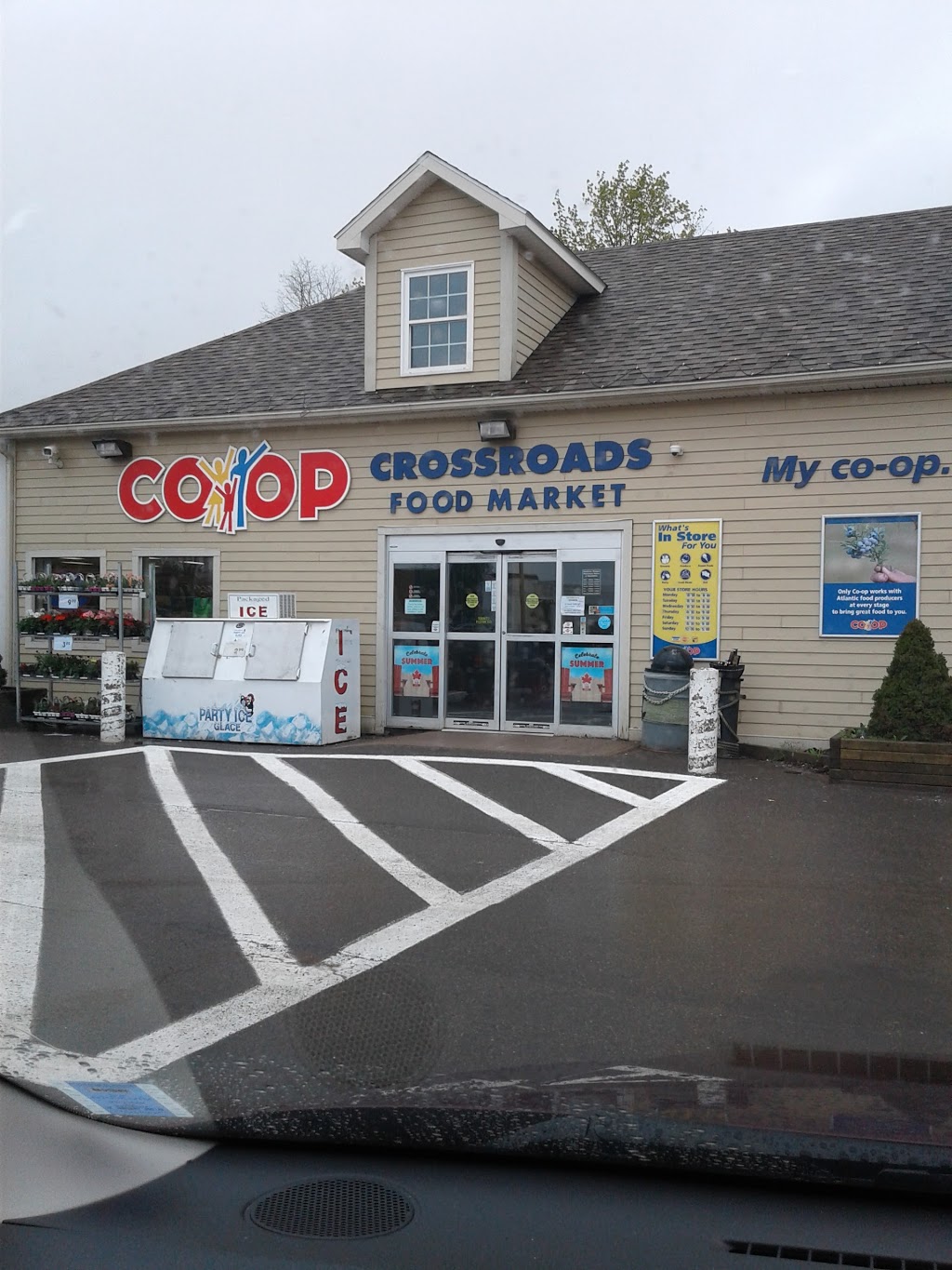 Co-op - Parrsboro | 228 Main St, Parrsboro, NS B0M 1S0, Canada | Phone: (902) 254-2174